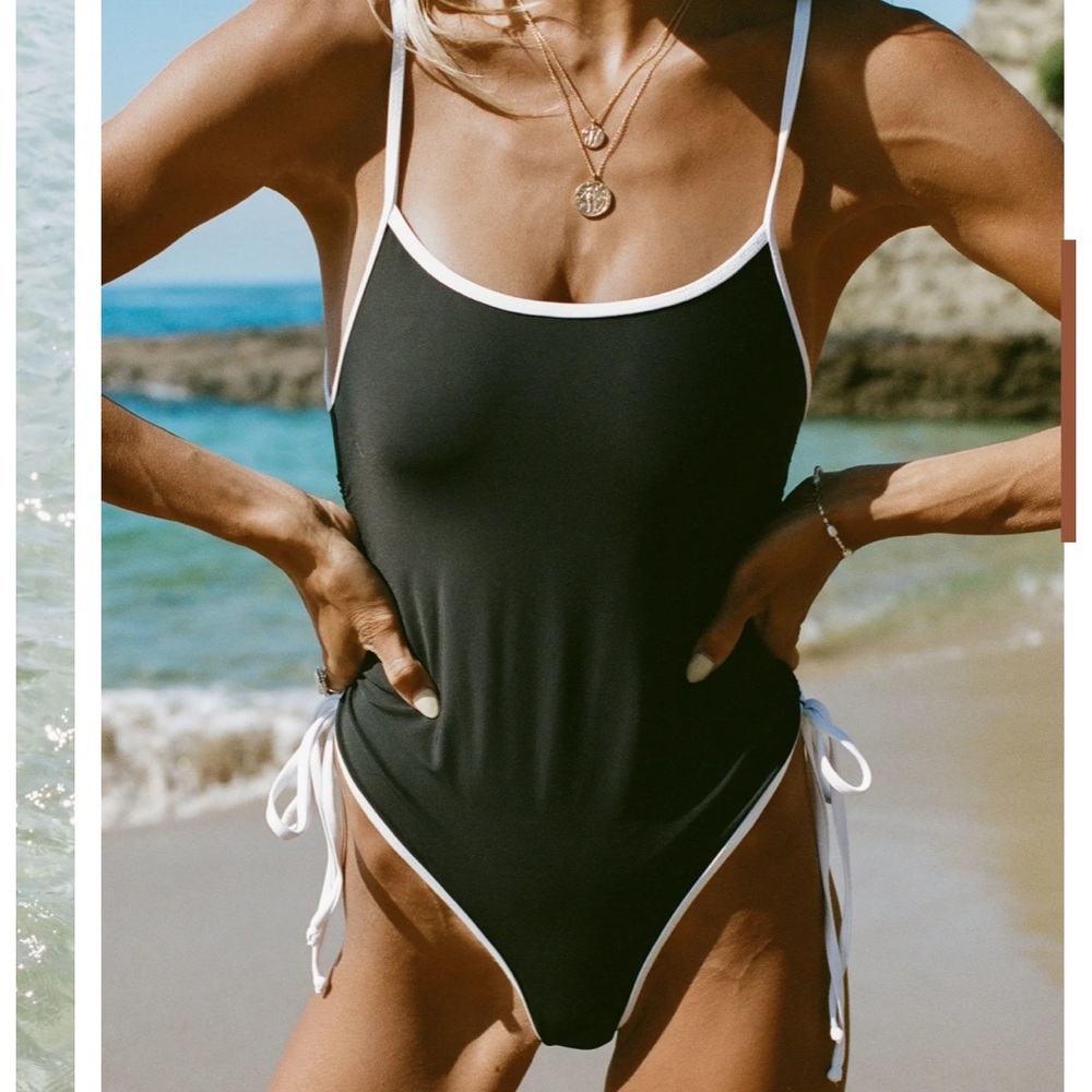 ELE SWIMS GIDGET ONE PIECE BLACK & WHITE Sz S